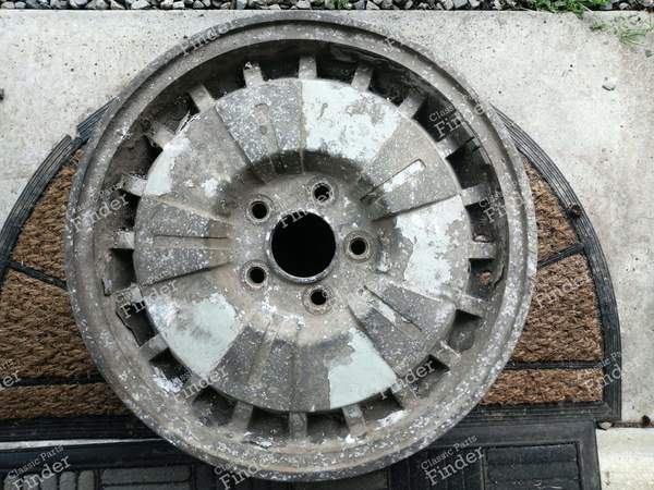 14-inch aluminium rims - CITROËN CX 