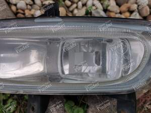 Front left fog light (older shape of front bumper) - PEUGEOT 406 Coupé - 67720899- thumb-7