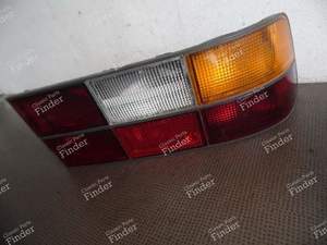 RECHTES RÜCKLICHT - PORSCHE 944 - 477945216- thumb-1