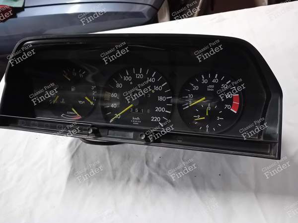 Meter - MERCEDES BENZ 190 (W201) - 2015421116 / 2015423001- 0