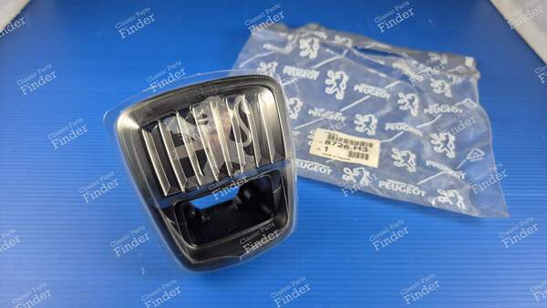Emblème de serrure de hayon - Phase 2 - PEUGEOT 306 - 8726H3- 1