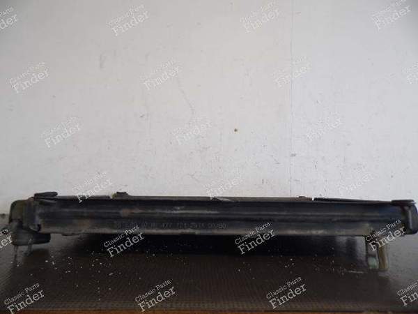 PORSCHE 924 COOLING RADIATOR - PORSCHE 924 - 477121251A équivalent à 477121251D- 7