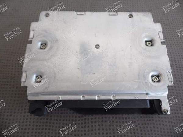CALCULATEUR MOTRONIC 0261200402 / 1748401 BMW 525i E34 - BMW 5 (E34) - 0 261 200 402- 7