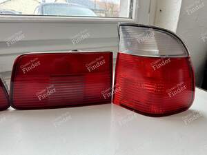 Ensemble de feux arrière version Touring - BMW 5 (E39) - 63216902531 / 63216900217 (L) - 63216900218 / 63216902532 (R)- thumb-2