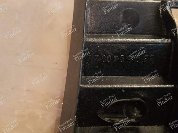 Grille - RENAULT 25 (R25) - 7700759842- 2