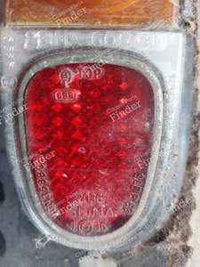 Left rear light and mudguard - RENAULT 4 / 3 / F (R4) - 605 GM- thumb-2