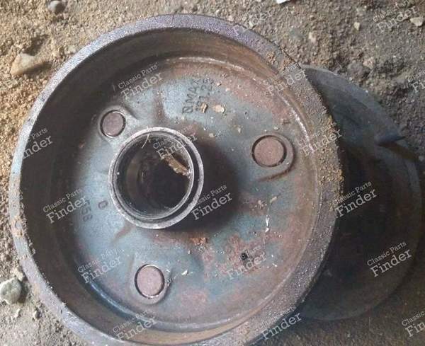 Brake drums for Renault 4, 5 and 6 - RENAULT 5 / 7 (R5 / Siete) - 2