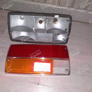 Rechtes Rücklicht Serie 2 für PEUGEOT 304