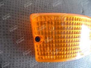 CABOCHON BLINKER LINKS - PORSCHE 924 - 477953161- thumb-2