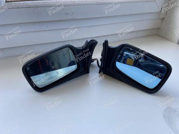 Paire de rétroviseurs - BMW 3 (E30) - 19045291 - 0017242 (L) / 19045280 - 0017111 (R)- 0