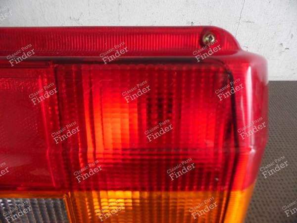 FEU ARRIERE DROIT AUSTIN / MG METRO - AUSTIN Metro - BAU2038 ou XJF10024 Maganatex E309R- 4