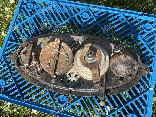 Dashboard - CITROËN C4 / C6 - 1