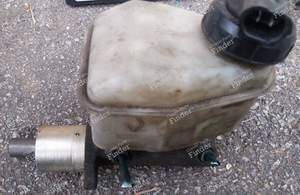 Hauptbremszylinder - RENAULT 9 / Alliance / Broadway / 11 / Encore (R9 / R11) - 7700720471 C- thumb-1