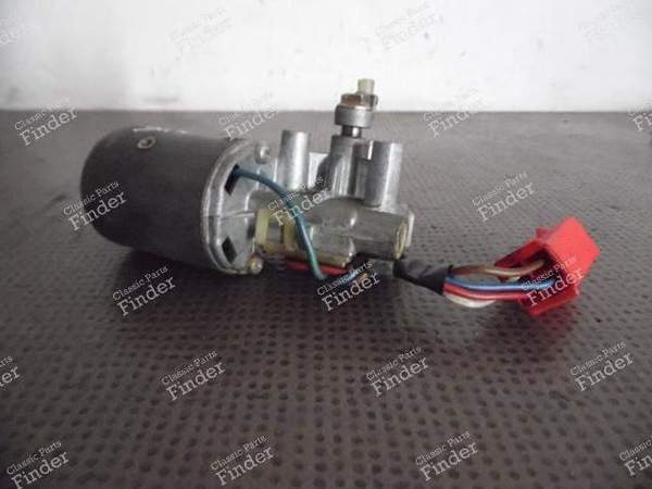 TAILGATE LOCK MOTOR 94462402401 PORSCHE 944 & 924 - PORSCHE 924 - 0390216694- 0