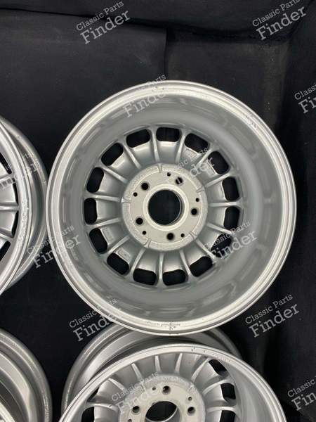 Jantes Baroque originales Fuschsfelgen 5.5Jx14 ET30 1234001702 - MERCEDES BENZ W123 - 1234001702- 7