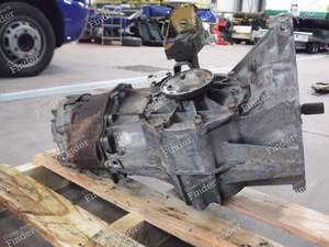 BOITE DE VITESSE "QK" PORSCHE 944 & 924S - PORSCHE 944 - 016300045C- thumb-8