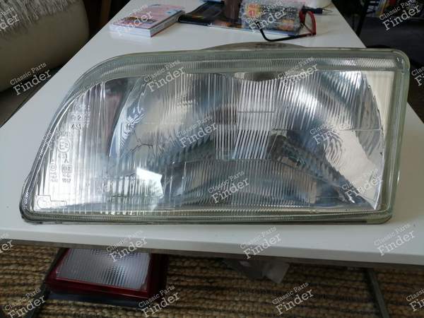 Scheinwerferoptik vorne links - CITROËN AX - 061225- 0