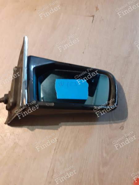 Right-hand mirror - MERCEDES BENZ W123 - 17050- 3