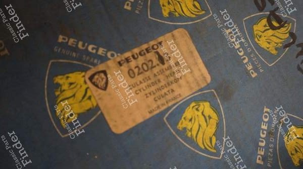 954cm3 cylinder head - PEUGEOT 104 / 104 Z - 0202.13- 1