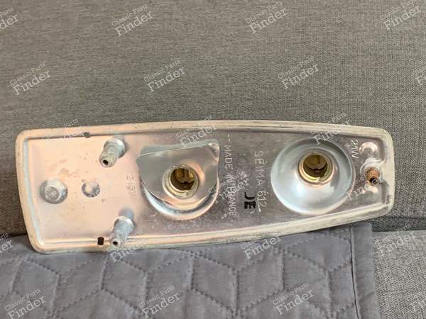 Back plate, right - RENAULT 8 / 10 (R8 / R10) - 612- 0