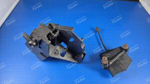 Montagesatz und Einstellvorrichtungen für den linken Scheinwerfer - PEUGEOT 205 - 069598 / 6223.15- thumb-1
