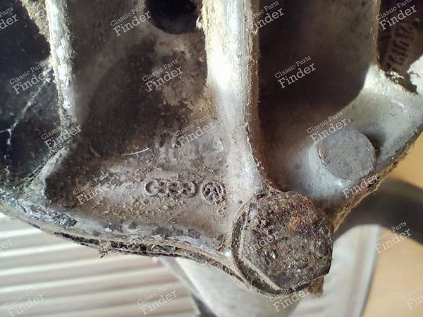 Water pump, thermostat housing - VOLKSWAGEN (VW) T3 - 056121013- 7