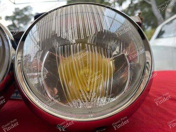 Two MARCHAL AMPLILUX headlights for DS/ID, or others - PEUGEOT 404 Coupé / Cabriolet - 61282203 (?)- 8