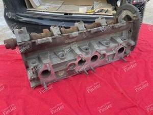Cylinder head - GTI 1.6 version - PEUGEOT 205 - thumb-4