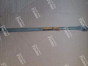 Right front mudguard bracket / bar - DATSUN Bluebird (PL910)