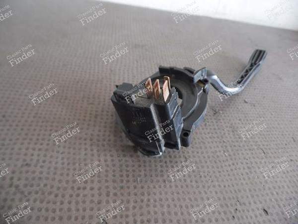 COMMODO ESSUIE-GLACE - PORSCHE 924 - 47795390201C / 47795350501C- 9