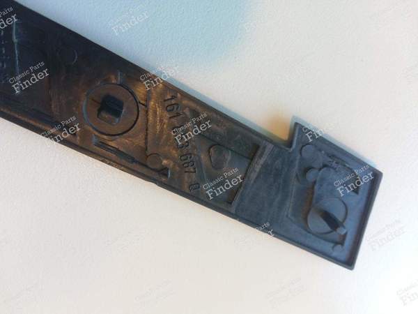 Sigle de coffre modèle 'C' - VOLKSWAGEN (VW) Golf I / Rabbit / Caddy / Jetta - 161853687Q- 6