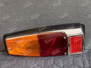 Left-hand chrome taillight for RENAULT 8 / 10 (R8 / R10)