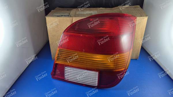 Feu arrière droit - FORD Fiesta / Courier - 89FG13A602BC- 1