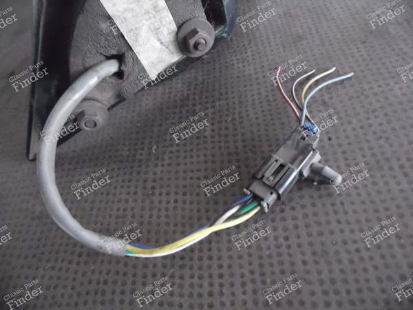 RIGHT-HAND MIRROR - PONTIAC Firebird - 7