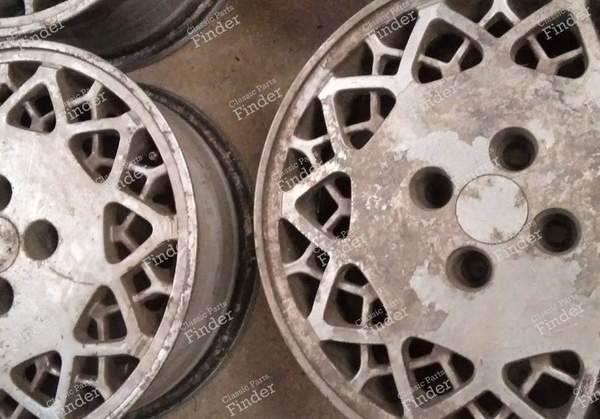 Elysée' 15-inch alloy wheels - RENAULT Safrane - 7700804686 (?)- 2