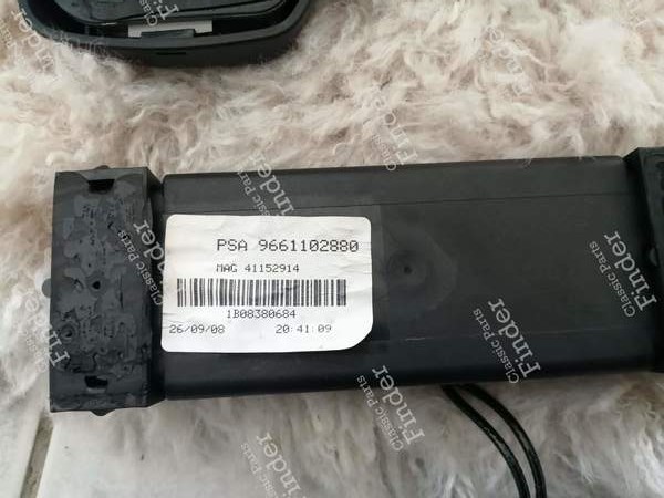 Rétroviseur intérieur + détecteur de pluie - CITROËN C6 - 9661102880- 3