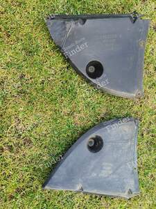 Paire de caches triangulaires pour phares antibrouillard - PEUGEOT 406 Coupé - ZU09340610 / ZU09340710.- thumb-1