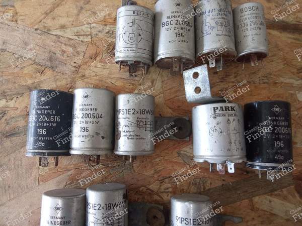 Relay and flashing control unit - MERCEDES BENZ /8 (W114 / W115) - 0