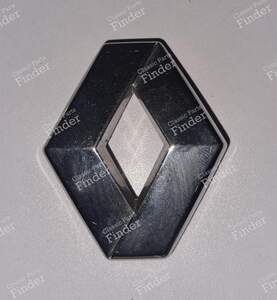 Emblem - RENAULT Clio