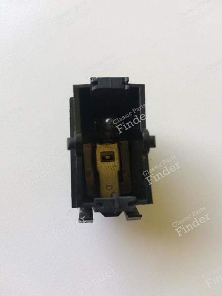 Interrupteur antibrouillard avec diode pour R4, R5, R14... - RENAULT 4 / 3 / F (R4) - 7701348744 / MP1264 (?)- 5