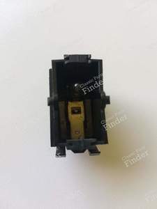 Interrupteur antibrouillard avec diode pour R4, R5, R14... - RENAULT 4 / 3 / F (R4) - 7701348744 / MP1264 (?)- thumb-5