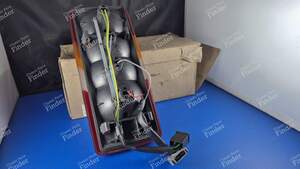 Feu arrière droit ou gauche complet - PEUGEOT J9 - 72275 / 634066- thumb-4