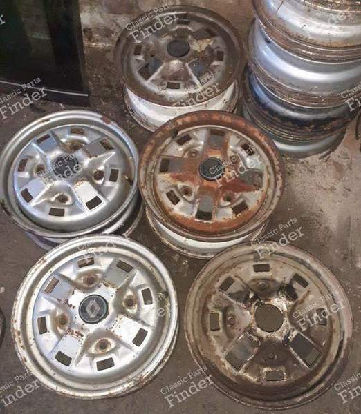 Jantes tôle pour Renault 20 et 30 - RENAULT 20 / 30 (R20 / R30) - 0