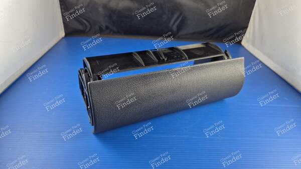 Support d'autoradio avec volet rabattable - FIAT Ulysse - 8212Z1 / 224813- 2