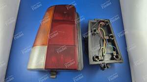Complete left taillight - station wagon version - PEUGEOT 505