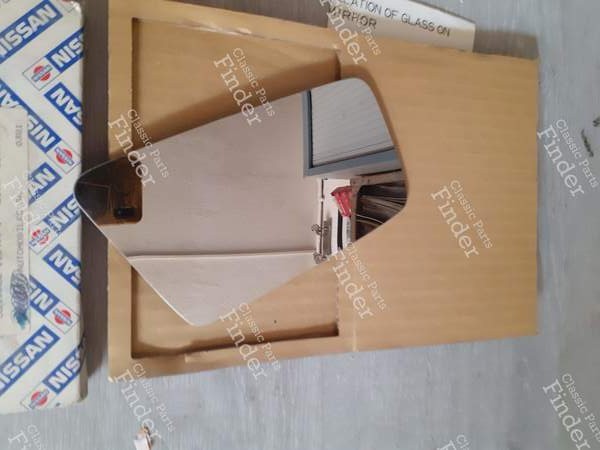 Right-hand mirror glass - NISSAN Prairie / Multi / Stanza Wagon (M10) - 9636503A18- 0