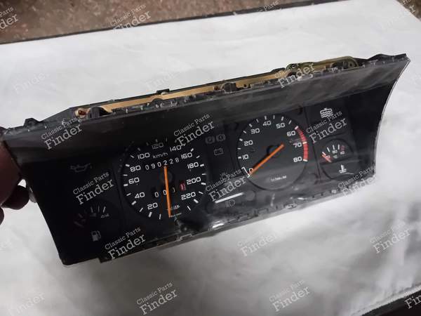 Compteur avec compte-tours - Phase 2 - PEUGEOT 205 - 8686107- 1