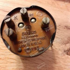 Relay control - MERCEDES BENZ 180 / 190 (W120 / W121) (Kleiner Ponton)