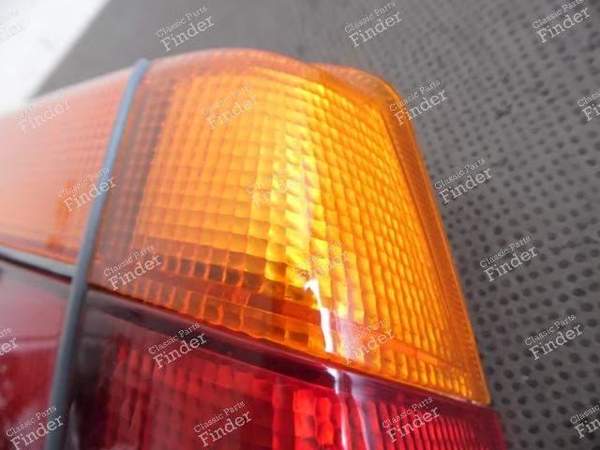 RECHTES RÜCKLICHT - PEUGEOT 305 - 112801- 7