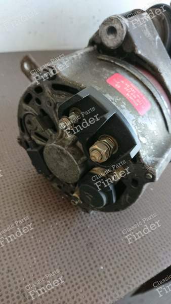 Alternator - BMW 6 (E24) - 0120469777 / 778- 2